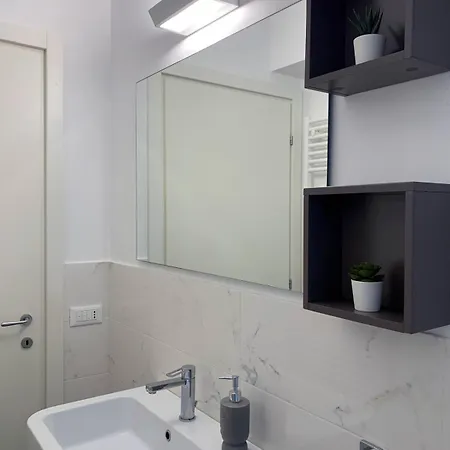 Casa Vacanze/soggiorno Lavoro A *