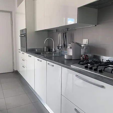 Casa Vacanze/soggiorno Lavoro A 아파트 *