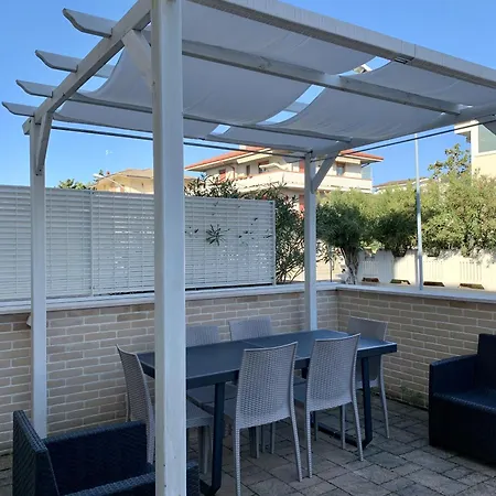 Casa Vacanze/soggiorno Lavoro A * 포르토 산 조르조
